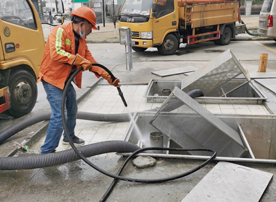 梁园隔油池清理